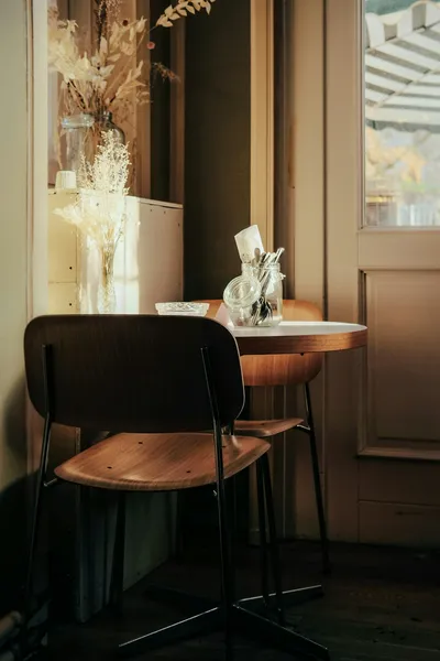 Maximizing Small Spaces: Creative Interior Design SolutionsIllustration